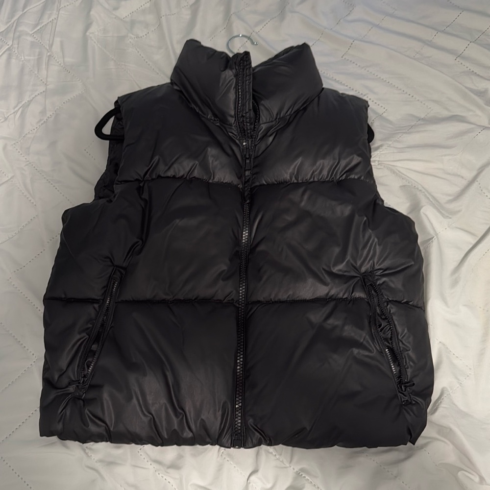 Old Navy Puffer Vest